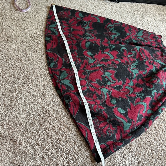 Scotch & Soda Floral Mid Rise A-Line Pleated Black Red Midi Skirt Size XS - Picture 12 of 14